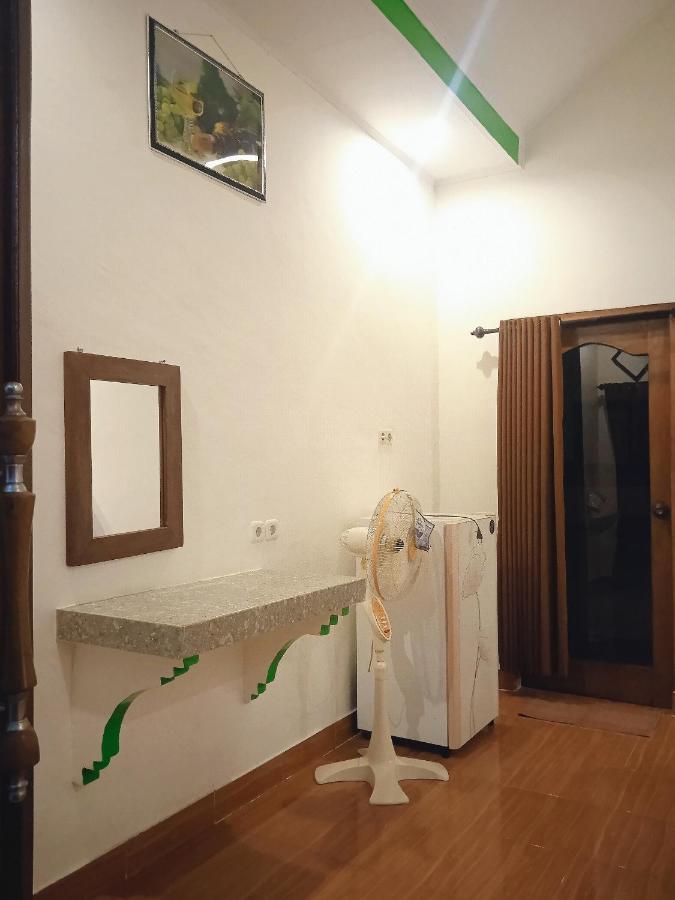 Yayan Bungalow ギリ・アイル エクステリア 写真